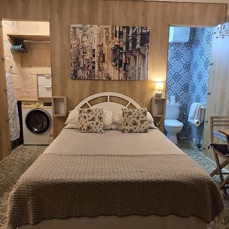 Servants' Quarters Studio Apartment Valletta Ngoại thất bức ảnh
